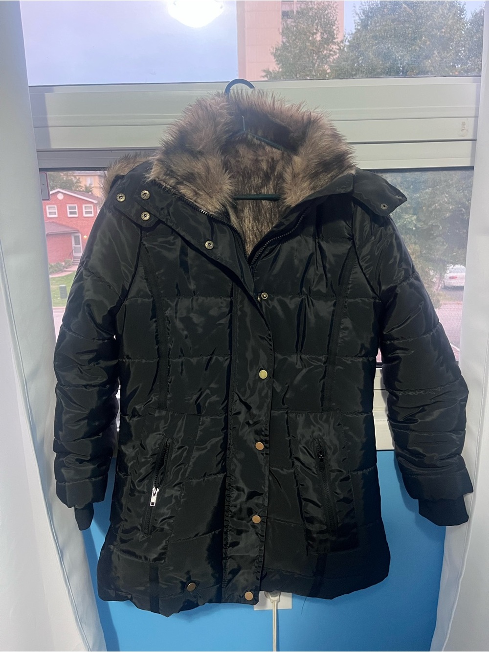 Women's Black Puffer Coat with Faux Fur Trimmed Hood